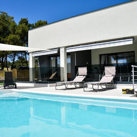 Villa Sportiva Zadar With Private Heated Pool מראה חיצוני תמונה