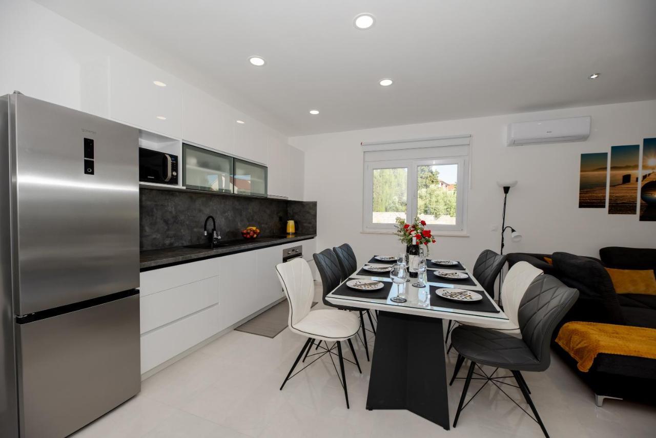 Villa Sportiva Zadar With Private Heated Pool מראה חיצוני תמונה